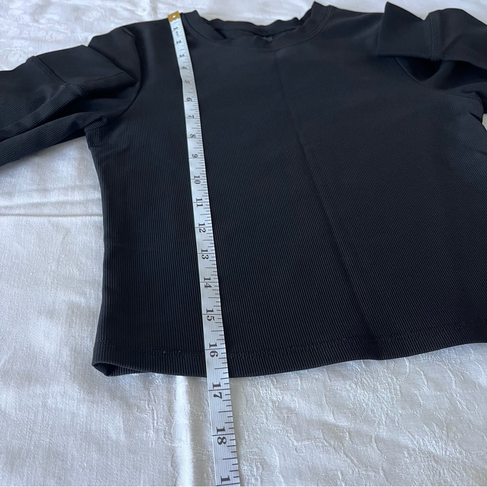 Kyodan Women’s Black Ribbed Cropped Activewear or Everyday Long Sleeve - Picture 5 of 8